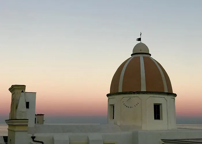 Ideal Hotel 3*