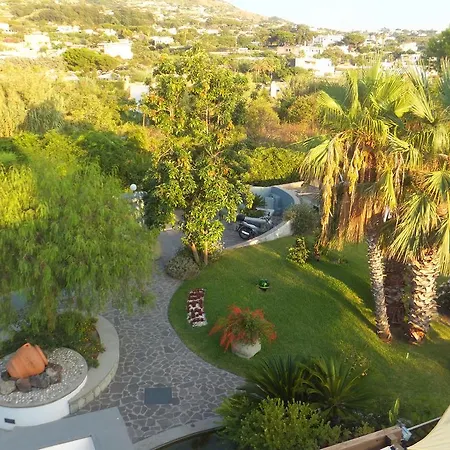 Hotel Ideal 3*