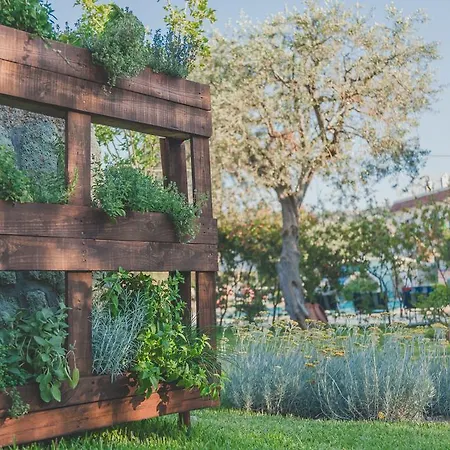 Ideal Отель Форио